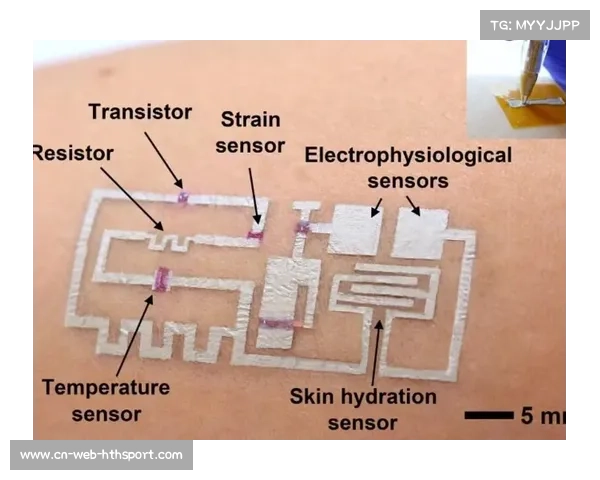 新型蝶泳划臂传感器精准监测入水角度实时纠错助力泳者技术提升