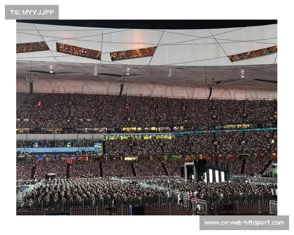 球迷热情高涨，联赛上座率与现场氛围持续火爆